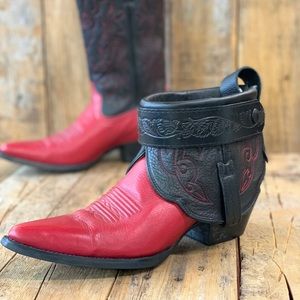 SOLS Us 7, Upcycled ankle boots
